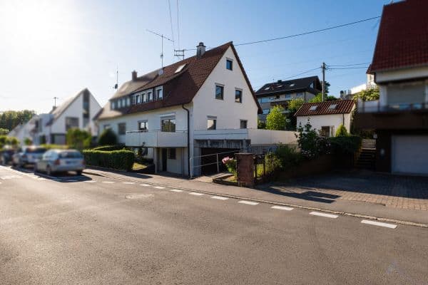 Predaj domu 104 m², pozemek 548 m², Sindelfingen Predaj domu 104 m², pozemek 548 m², Sindelfingen