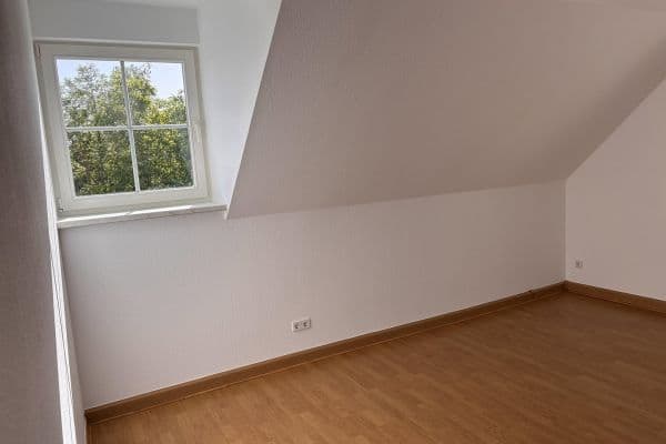 Prenájom bytu 3-izbový 70 m², Dora-Helene-Str. 1, Lobstädt Prenájom bytu 3-izbový 70 m², Dora-Helene-Str. 1, Lobstädt