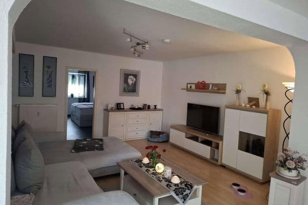 Prenájom bytu 3-izbový 107 m², Neumühler Str. 31, Oberhausen-Sterkrade Prenájom bytu 3-izbový 107 m², Neumühler Str. 31, Oberhausen-Sterkrade