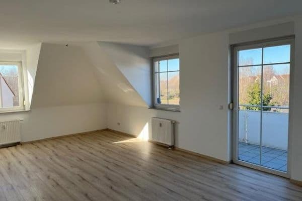 Prenájom bytu 2-izbový 76 m², Leipzig, Sasko Prenájom bytu 2-izbový 76 m², Leipzig, Sasko