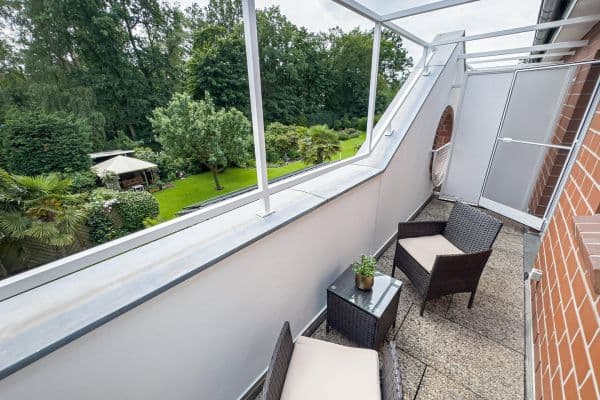 Predaj domu 88 m², pozemek 240 m², Grambker Heerstraße 118A, Bremen Predaj domu 88 m², pozemek 240 m², Grambker Heerstraße 118A, Bremen