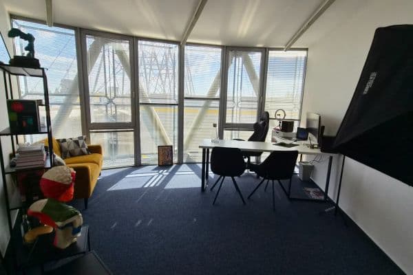 Prenájom kancelárie 19 m², Plynárenská, Brno Prenájom kancelárie 19 m², Plynárenská, Brno