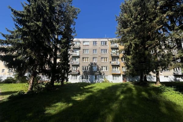 Prenájom bytu 2-izbový 50 m², Bendlova, Česká Lípa Prenájom bytu 2-izbový 50 m², Bendlova, Česká Lípa
