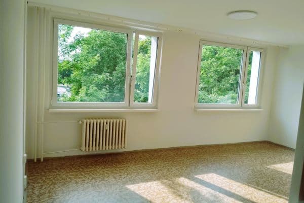 Predaj bytu 1-izbový 35 m², Ostravská, Praha Predaj bytu 1-izbový 35 m², Ostravská, Praha
