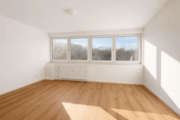 Prenájom bytu 1-izbový 28 m², Kusel, Porýnie-Falcko Prenájom bytu 1-izbový 28 m², Kusel, Porýnie-Falcko