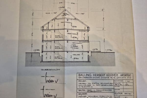 Predaj domu 163 m², pozemek 205 m², Im Burgfeld 16, Leververkusen Predaj domu 163 m², pozemek 205 m², Im Burgfeld 16, Leververkusen