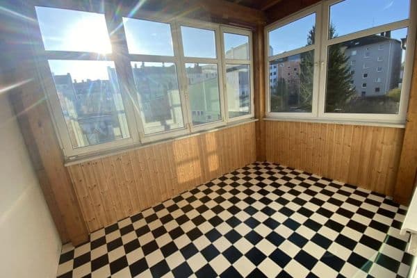 Prenájom bytu 4-izbový 100 m², Hof, Bavorsko Prenájom bytu 4-izbový 100 m², Hof, Bavorsko