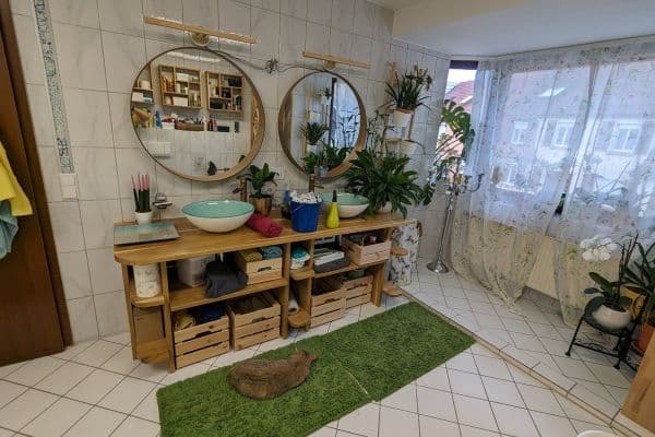 Prenájom bytu 4-izbový 145 m², Kriegstr., Pforzheim, Bádensko-Wurttembersko Prenájom bytu 4-izbový 145 m², Kriegstr., Pforzheim, Bádensko-Wurttembersko