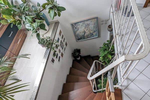 Prenájom bytu 4-izbový 145 m², Kriegstr., Pforzheim Prenájom bytu 4-izbový 145 m², Kriegstr., Pforzheim