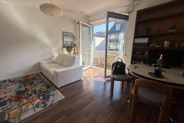 Prenájom bytu 1-izbový 44 m², Mannheim Prenájom bytu 1-izbový 44 m², Mannheim