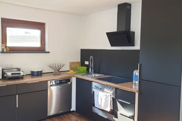 Prenájom bytu 3-izbový 77 m², Gärtringen Prenájom bytu 3-izbový 77 m², Gärtringen