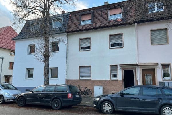Prenájom bytu 2-izbový 65 m², Mannheim / Feudenheim, Bádensko-Wurttembersko Prenájom bytu 2-izbový 65 m², Mannheim / Feudenheim, Bádensko-Wurttembersko