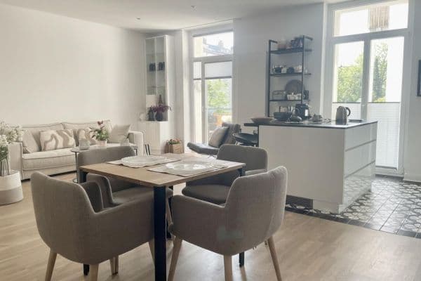 Predaj bytu 3-izbový 105 m², Düsseldorf Predaj bytu 3-izbový 105 m², Düsseldorf