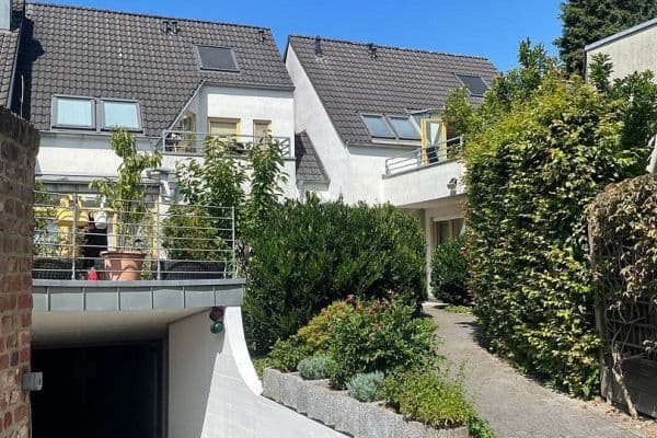 Predaj bytu 4-izbový 135 m², Meerbusch Predaj bytu 4-izbový 135 m², Meerbusch