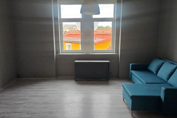 Prenájom bytu 2-izbový 75 m², náměstí Protifašistických bojovníků, Praha Prenájom bytu 2-izbový 75 m², náměstí Protifašistických bojovníků, Praha