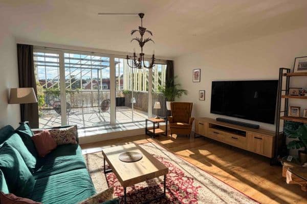 Prenájom bytu 4-izbový 307 m², Sádky, Praha Prenájom bytu 4-izbový 307 m², Sádky, Praha