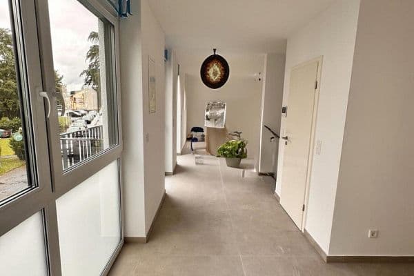 Prenájom bytu 4-izbový 127 m², Maintal Prenájom bytu 4-izbový 127 m², Maintal