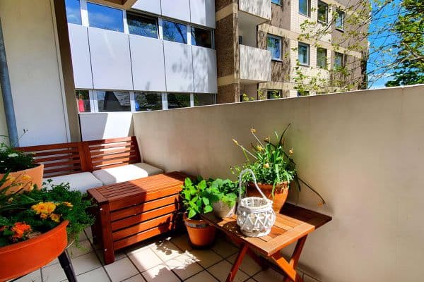 Prenájom bytu 2-izbový 65 m², Raimundstraße 100, Frankfurt am Main, Hesensko Prenájom bytu 2-izbový 65 m², Raimundstraße 100, Frankfurt am Main, Hesensko