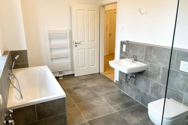 Prenájom bytu 2-izbový 69 m², Alt Salbke 73, Magdeburg, Sasko-Anhaltsko Prenájom bytu 2-izbový 69 m², Alt Salbke 73, Magdeburg, Sasko-Anhaltsko