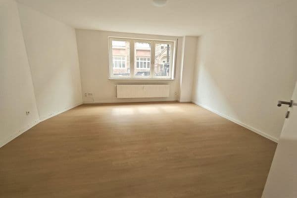 Prenájom bytu 3-izbový 84 m², Augartenstraße 17, Mannheim Prenájom bytu 3-izbový 84 m², Augartenstraße 17, Mannheim