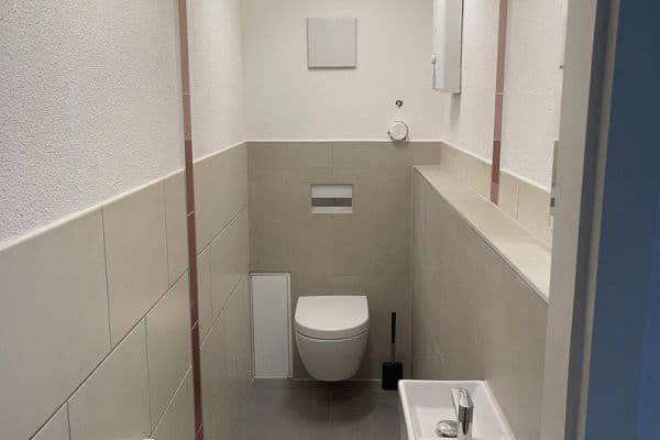 Prenájom bytu 3-izbový 148 m², Winnenden Prenájom bytu 3-izbový 148 m², Winnenden