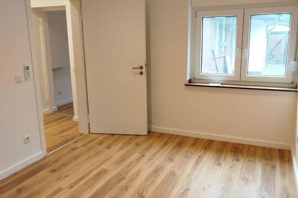Prenájom bytu 2-izbový 45 m², Oberdorfstraße 33, Düsseldorf, Severné Porýnie - Westfálsko Prenájom bytu 2-izbový 45 m², Oberdorfstraße 33, Düsseldorf, Severné Porýnie - Westfálsko