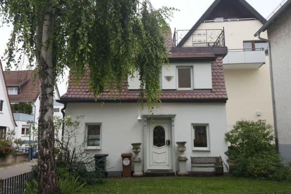 Prenájom domu 46 m², pozemek 38 m², Stuttgart, Bádensko-Wurttembersko Prenájom domu 46 m², pozemek 38 m², Stuttgart, Bádensko-Wurttembersko