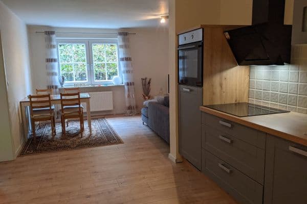Prenájom bytu 2-izbový 63 m², Norderstedt, Šlezvicko-Holštajnsko Prenájom bytu 2-izbový 63 m², Norderstedt, Šlezvicko-Holštajnsko