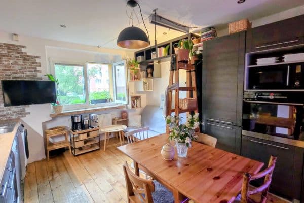 Predaj bytu 3-izbový 56 m², Kpt. Jaroše, Beroun Predaj bytu 3-izbový 56 m², Kpt. Jaroše, Beroun