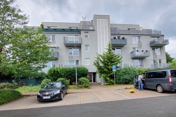 Predaj bytu 2-izbový 59 m², Žitná, Hostivice Predaj bytu 2-izbový 59 m², Žitná, Hostivice