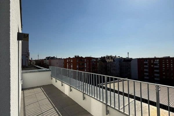 Prenájom bytu 1-izbový 32 m², Berlin, Berlín Prenájom bytu 1-izbový 32 m², Berlin, Berlín