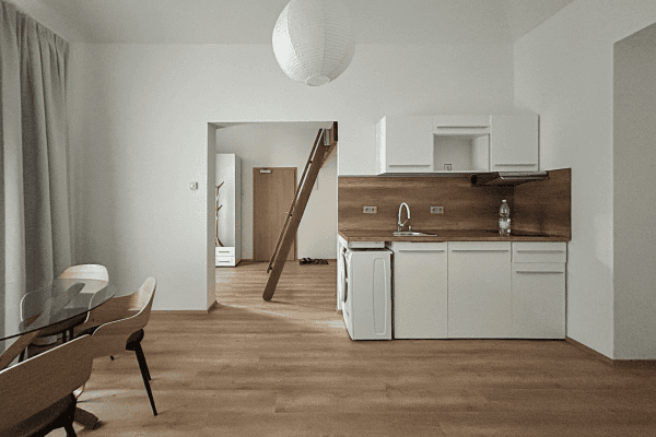 Prenájom bytu 1-izbový 41 m², Sokolská, Praha Prenájom bytu 1-izbový 41 m², Sokolská, Praha