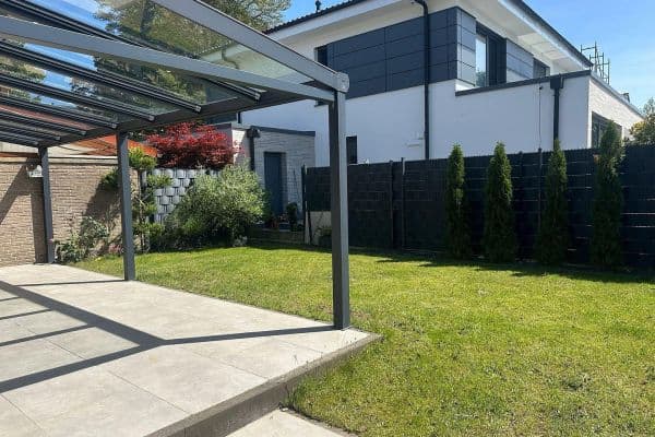 Predaj domu 127 m², pozemek 250 m², Berliner Straße 1b, Pulheim Predaj domu 127 m², pozemek 250 m², Berliner Straße 1b, Pulheim