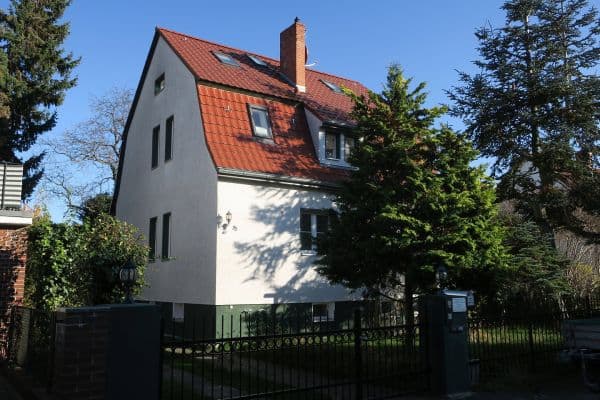 Predaj domu 217 m², pozemek 1.003 m², Zeißpfad 55, Berlin Lichtenrade, Berlín Predaj domu 217 m², pozemek 1.003 m², Zeißpfad 55, Berlin Lichtenrade, Berlín