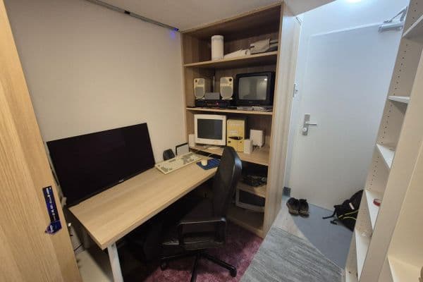 Predaj nebytového priestoru 5 m², Ruská, Praha Predaj nebytového priestoru 5 m², Ruská, Praha
