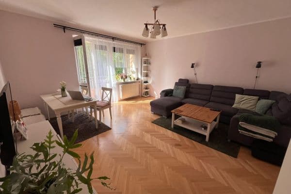 Prenájom bytu 3-izbový 80 m², Luční, Nový Jičín Prenájom bytu 3-izbový 80 m², Luční, Nový Jičín