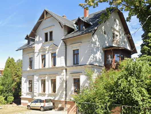 Prenájom bytu 3-izbový 80 m², Wettiner Str. 15, Glauchau Prenájom bytu 3-izbový 80 m², Wettiner Str. 15, Glauchau