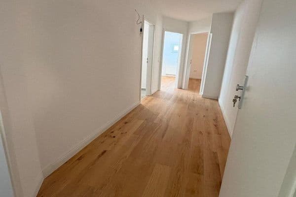 Prenájom bytu 2-izbový 60 m², Terwestenstr. 105, Berlin, Berlín Prenájom bytu 2-izbový 60 m², Terwestenstr. 105, Berlin, Berlín