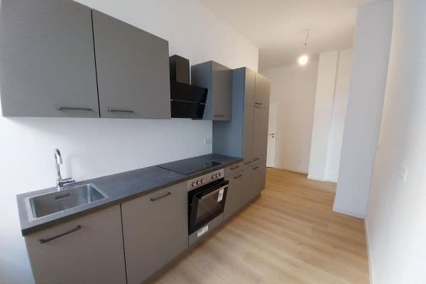 Prenájom bytu 3-izbový 94 m², Erthalstraße 13, Aschaffenburg, Bavorsko Prenájom bytu 3-izbový 94 m², Erthalstraße 13, Aschaffenburg, Bavorsko