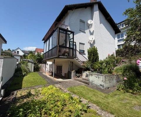 Predaj domu 180 m², pozemek 500 m², Odenwaldblick 14, Wiesbaden Predaj domu 180 m², pozemek 500 m², Odenwaldblick 14, Wiesbaden