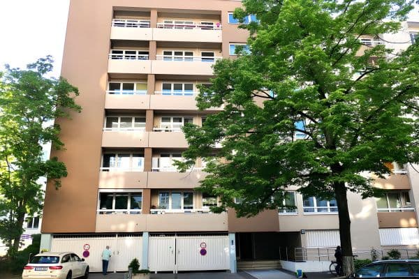 Prenájom bytu 2-izbový 58 m², Prinzregentenstraße 17, Berlin, Berlín Prenájom bytu 2-izbový 58 m², Prinzregentenstraße 17, Berlin, Berlín