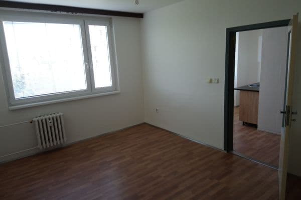 Prenájom bytu 1-izbový 32 m², Legionářská, Dvůr Králové nad Labem Prenájom bytu 1-izbový 32 m², Legionářská, Dvůr Králové nad Labem