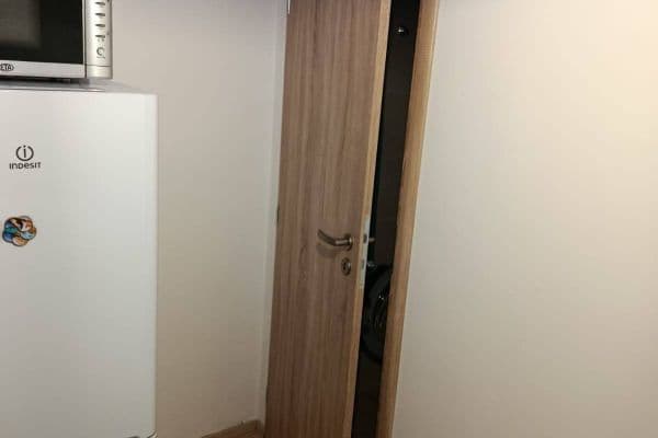Prenájom bytu 1-izbový 42 m², Laštůvkova, Brno Prenájom bytu 1-izbový 42 m², Laštůvkova, Brno