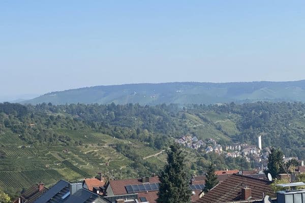 Prenájom bytu 3-izbový 74 m², STUTTGART Prenájom bytu 3-izbový 74 m², STUTTGART