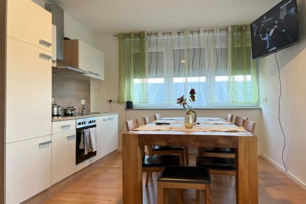 Prenájom bytu 2-izbový 45 m², Am Eisweiher 2, Weingarten Prenájom bytu 2-izbový 45 m², Am Eisweiher 2, Weingarten