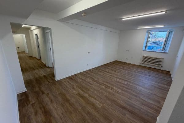 Prenájom kancelárie 125 m², Josefstraße 2A, Donaueschingen Prenájom kancelárie 125 m², Josefstraße 2A, Donaueschingen