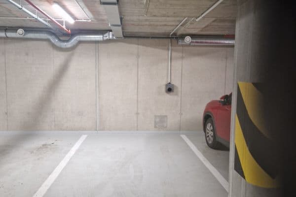 Prenájom garáže 15 m², Prenájom garáže 15 m²,