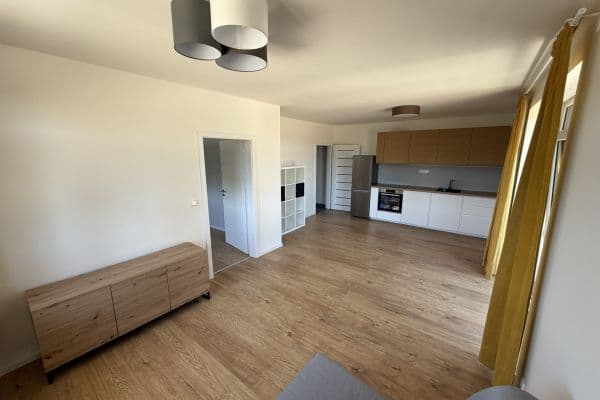 Prenájom bytu 2-izbový 54 m², Lubenská, Rakovník, Středočeský kraj Prenájom bytu 2-izbový 54 m², Lubenská, Rakovník, Středočeský kraj
