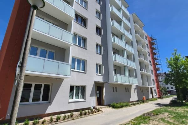 Prenájom bytu 3-izbový 53 m², U Cihelny, Jihlava, Kraj Vysočina Prenájom bytu 3-izbový 53 m², U Cihelny, Jihlava, Kraj Vysočina