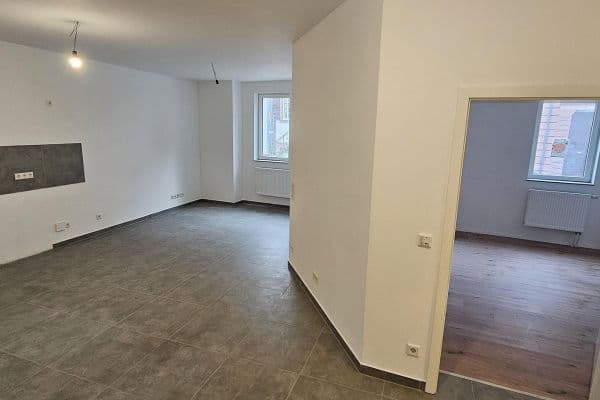 Prenájom bytu 3-izbový 62 m², Hauptstraße 59, Albersweiler Prenájom bytu 3-izbový 62 m², Hauptstraße 59, Albersweiler